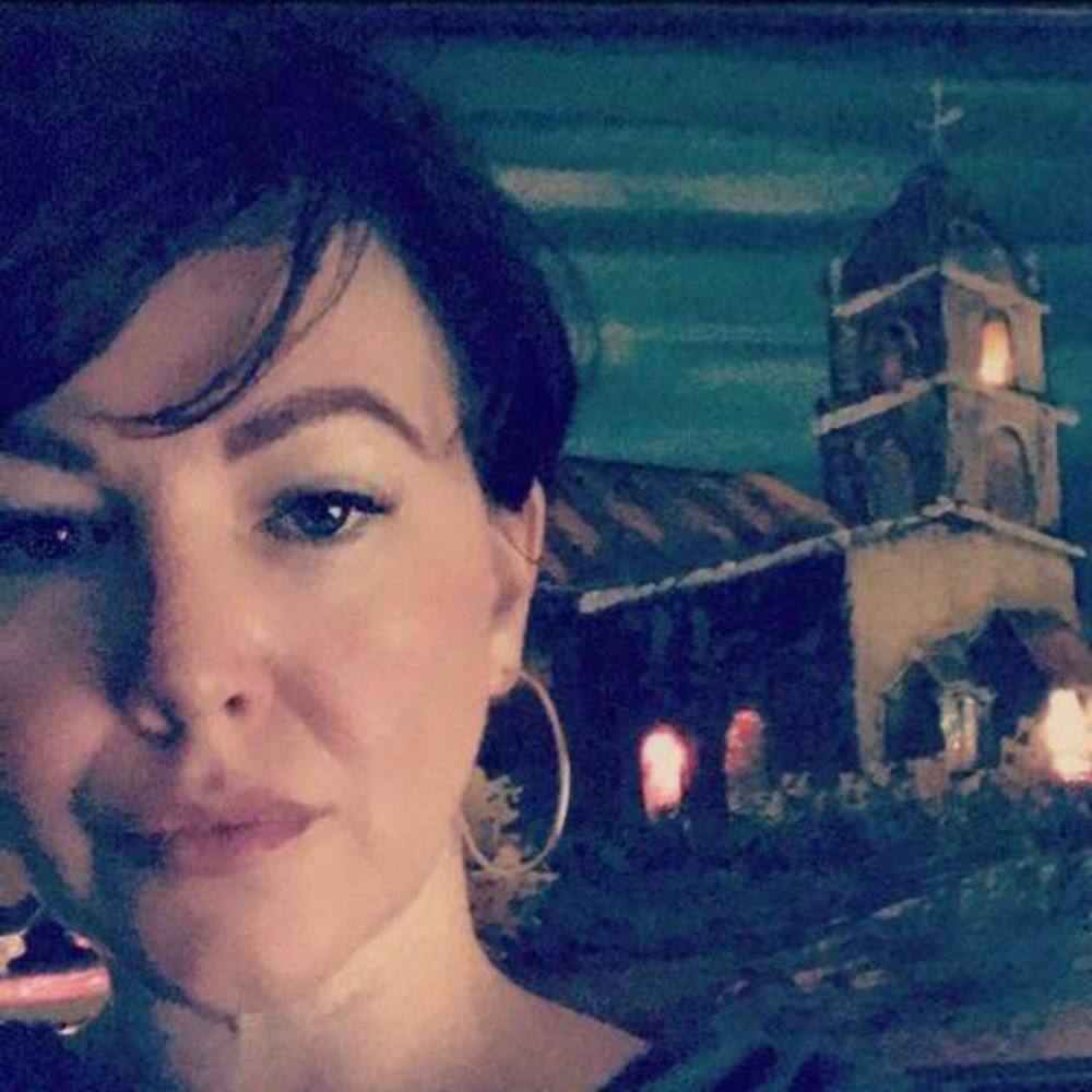 Meet your Posher, Corrine