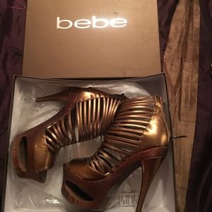 BEBE HEELS!!👠
