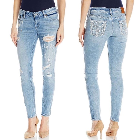Skinny Lolita Skinny Lolita