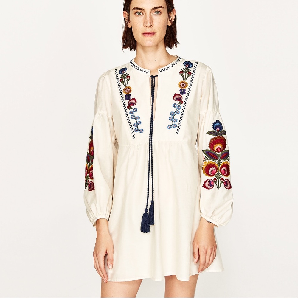 πSALEπ ZARA NWT Floral Embroidered Mini Dress - Picture 1 of 8