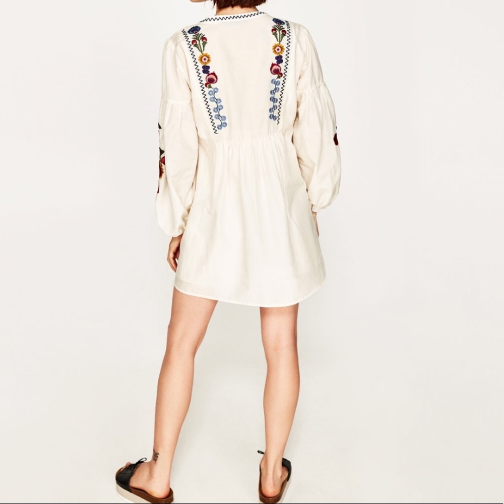 πSALEπ ZARA NWT Floral Embroidered Mini Dress - Picture 3 of 8