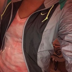 ✔️Nike windbreaker jacket ✔️
