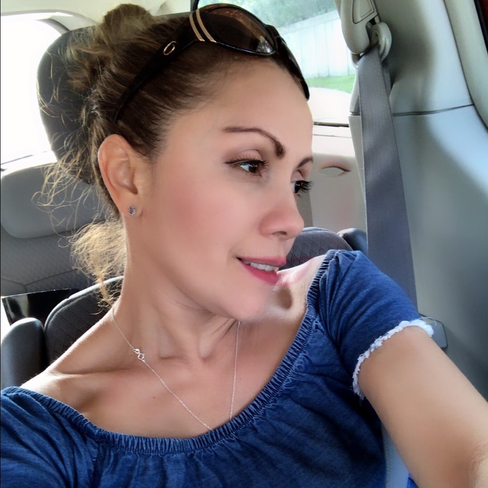 Meet your Posher, Gilma