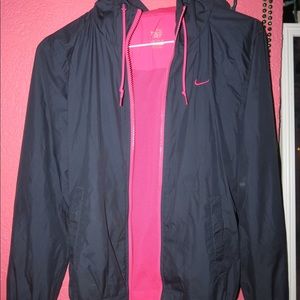 ✔️Nike windbreaker jacket ✔️