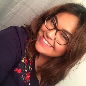 Meet your Posher, Adriana