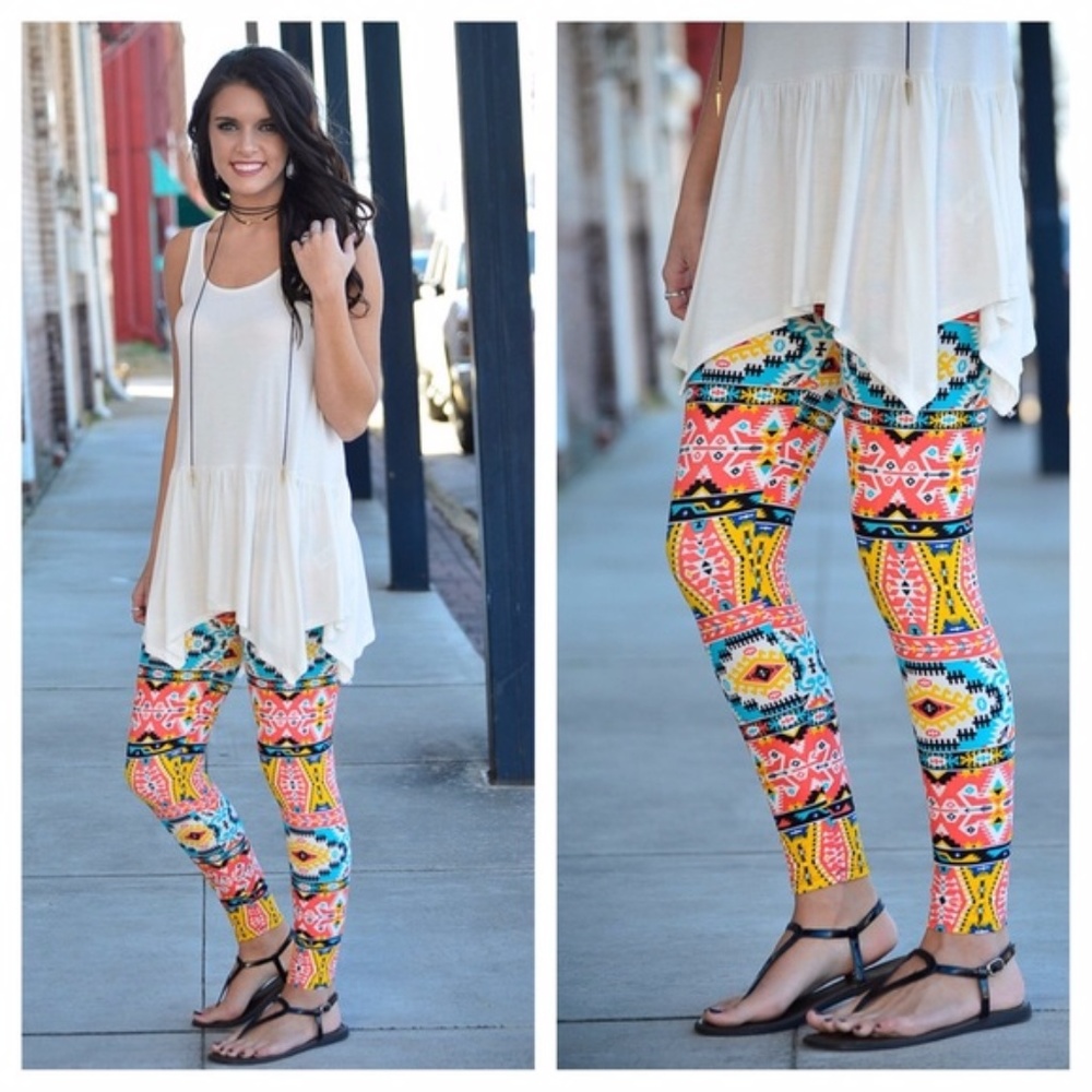Brightly colored Southwest Pattern  Leggings.OSFM