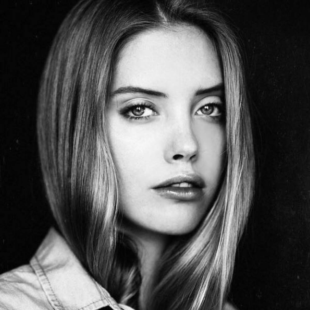 Meet your Posher, Caterina