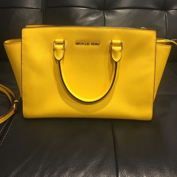 bright yellow bag