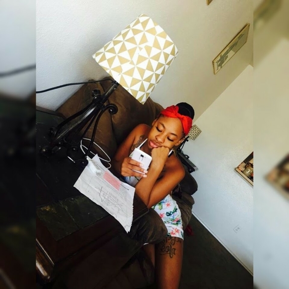 Meet your Posher, Shay - Picture 1 of 1