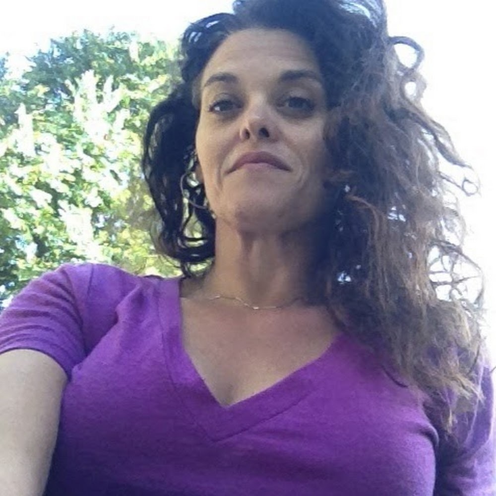 Meet your Posher, Claudentina