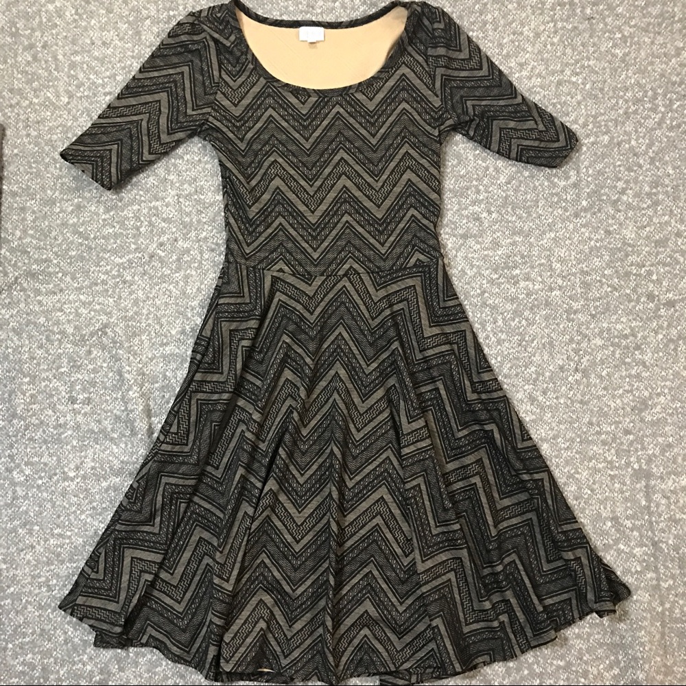LuLaRoe Nicole Chevron Lace Print Dress {Small}