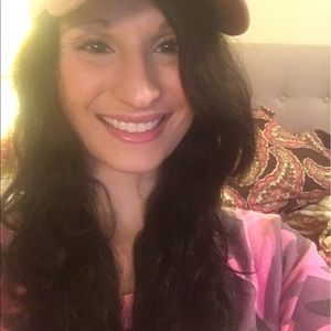 Meet your Posher, Arianna