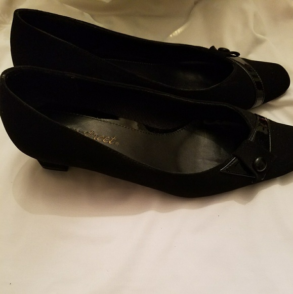 🦋3/$20🦋 Easy Street Heels by Woman Within - Picture 5 of 8