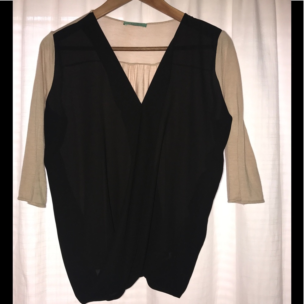 Two-toned, Mid-Sleeve Blouse