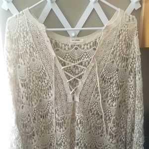 Lace mid sleeve shirt