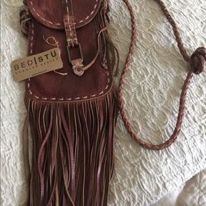 Bedstu fringe crossbody