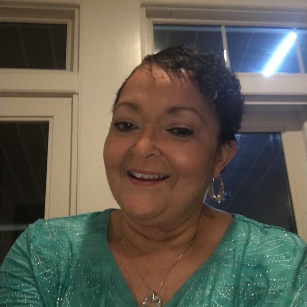 Meet your Posher, Jacqueline