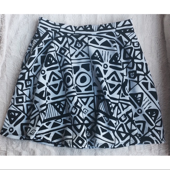 Pattern skirt - Picture 2 of 8