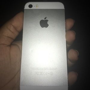 Silver iPhone 5s 35GB