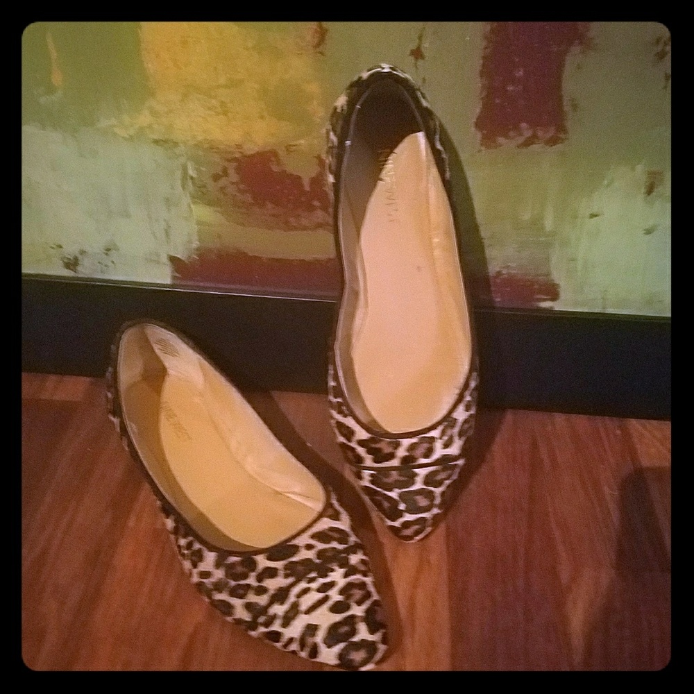 Onlee Nine West pony ballet flats