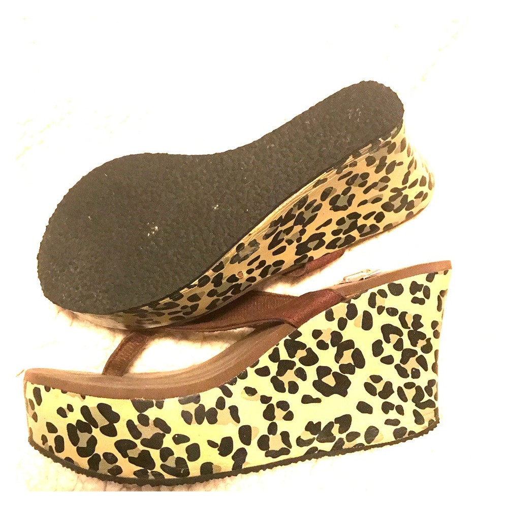 Victoria's Secret - By Colin Stuart Hard to Find