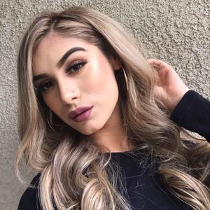 Meet your Posher, Alina