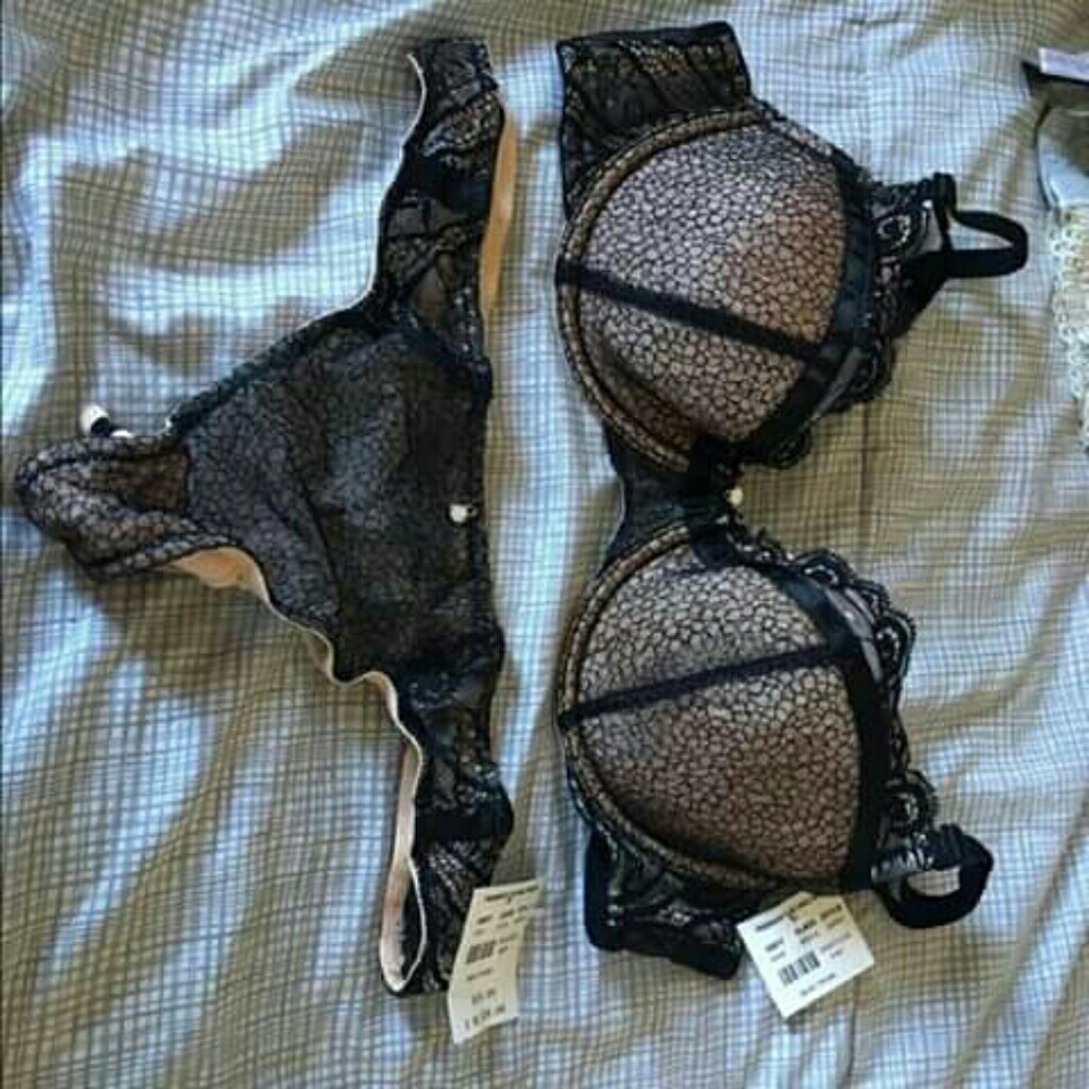Bra and panty set