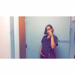 Meet your Posher, Andrea