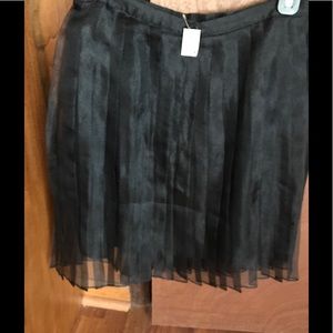 BCBG Max Azria short chiffony skirt