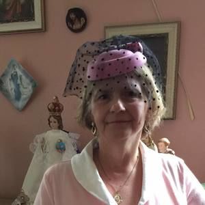 Meet your Posher, Marie