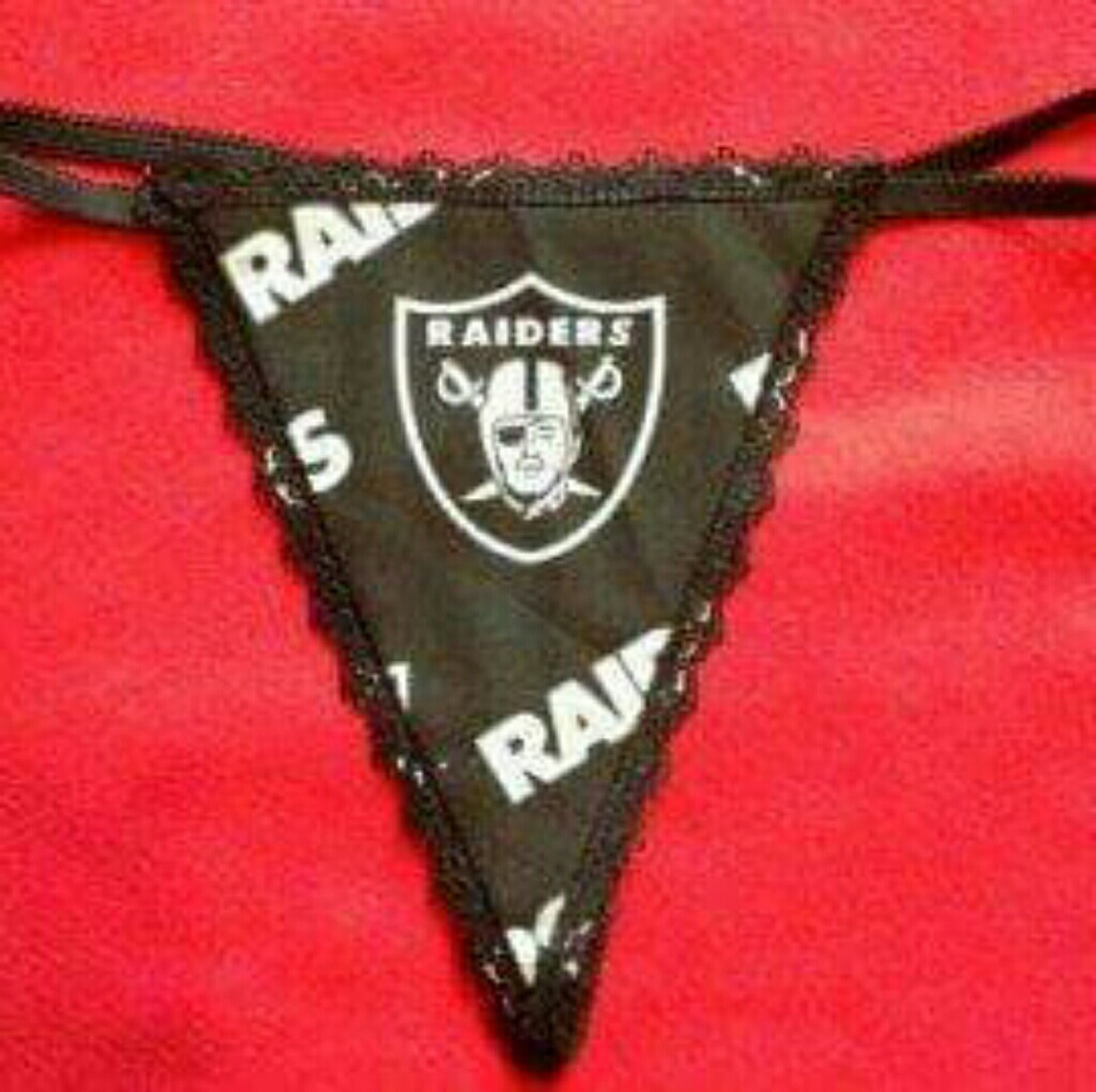 Raiders thong