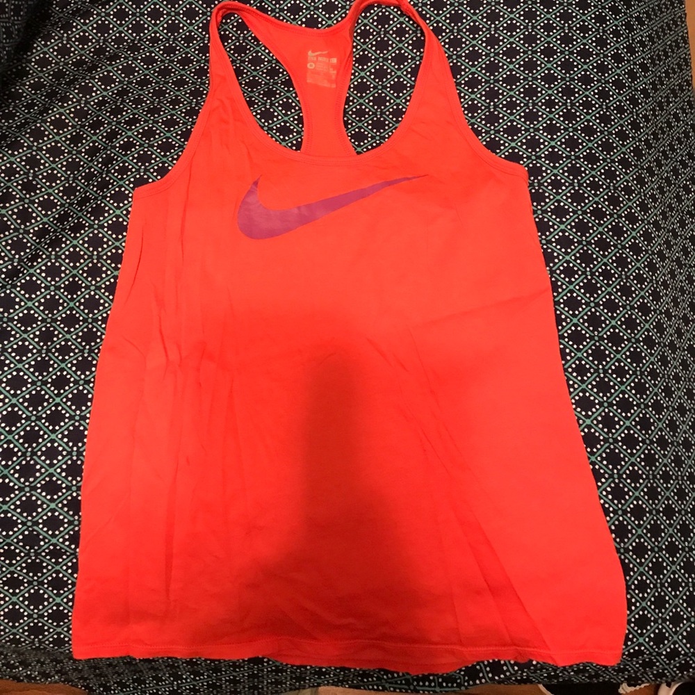 Nike tank