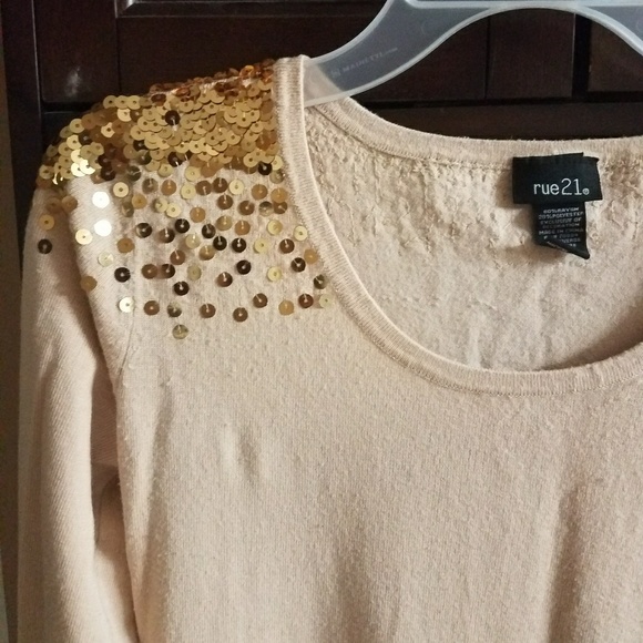 Sweater - Picture 2 of 3