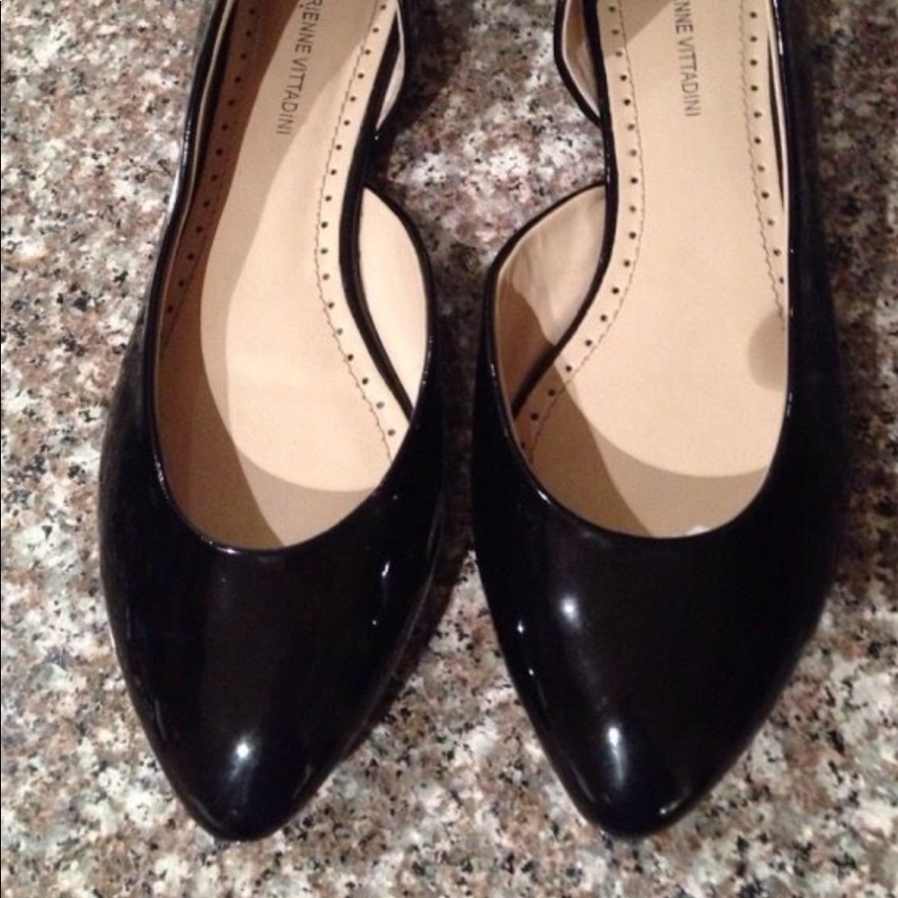 adrienne vittadini flats size 8.5