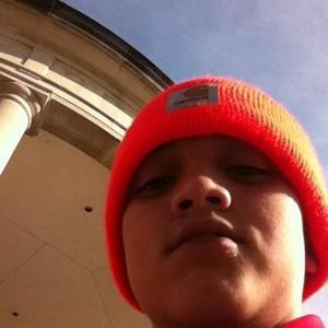 Meet your Posher, Max