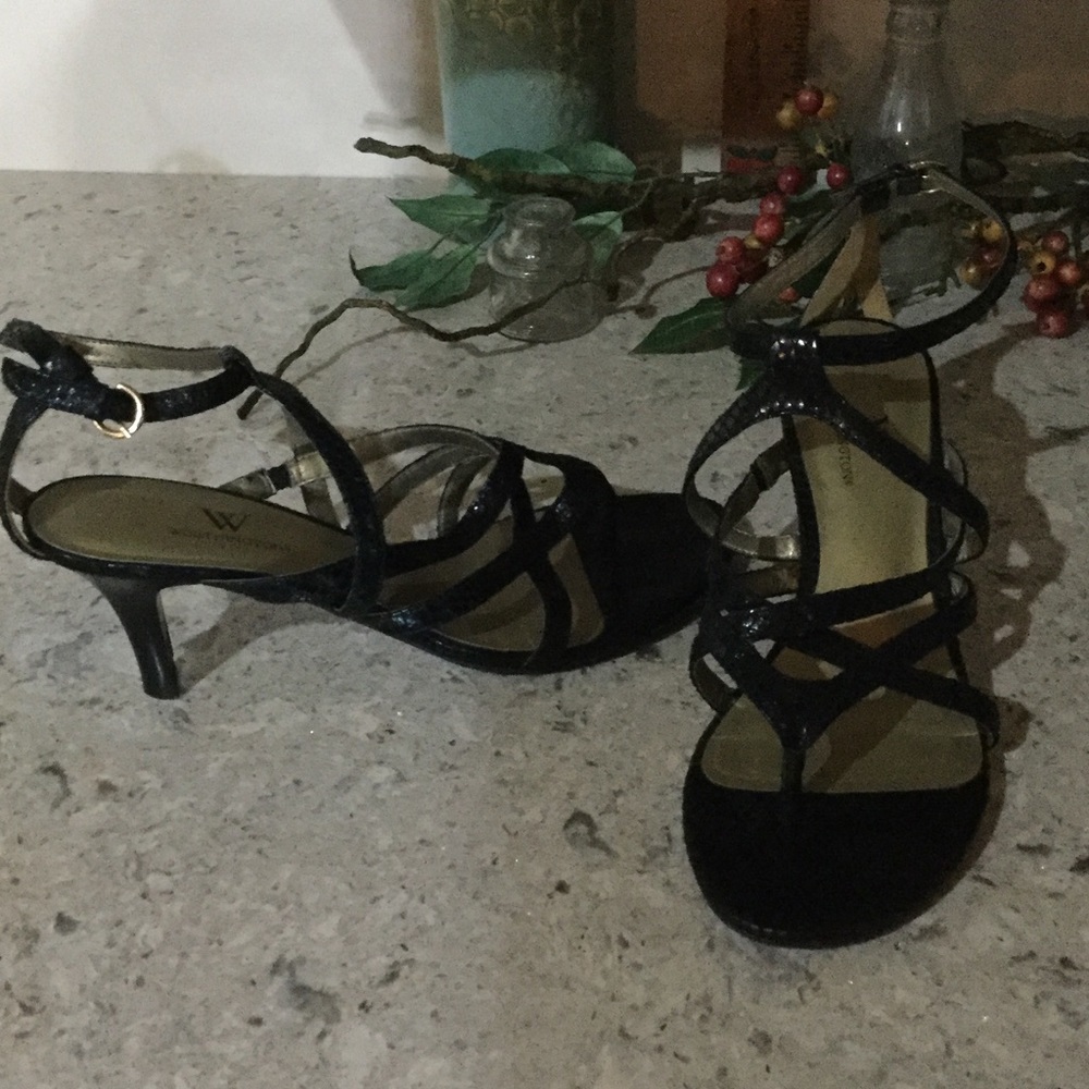 Black strapping Sandals