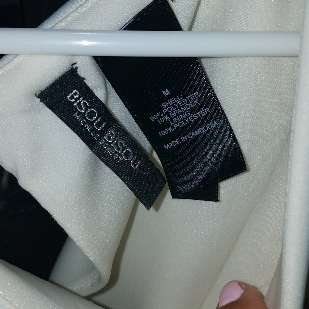 Top - Picture 2 of 2