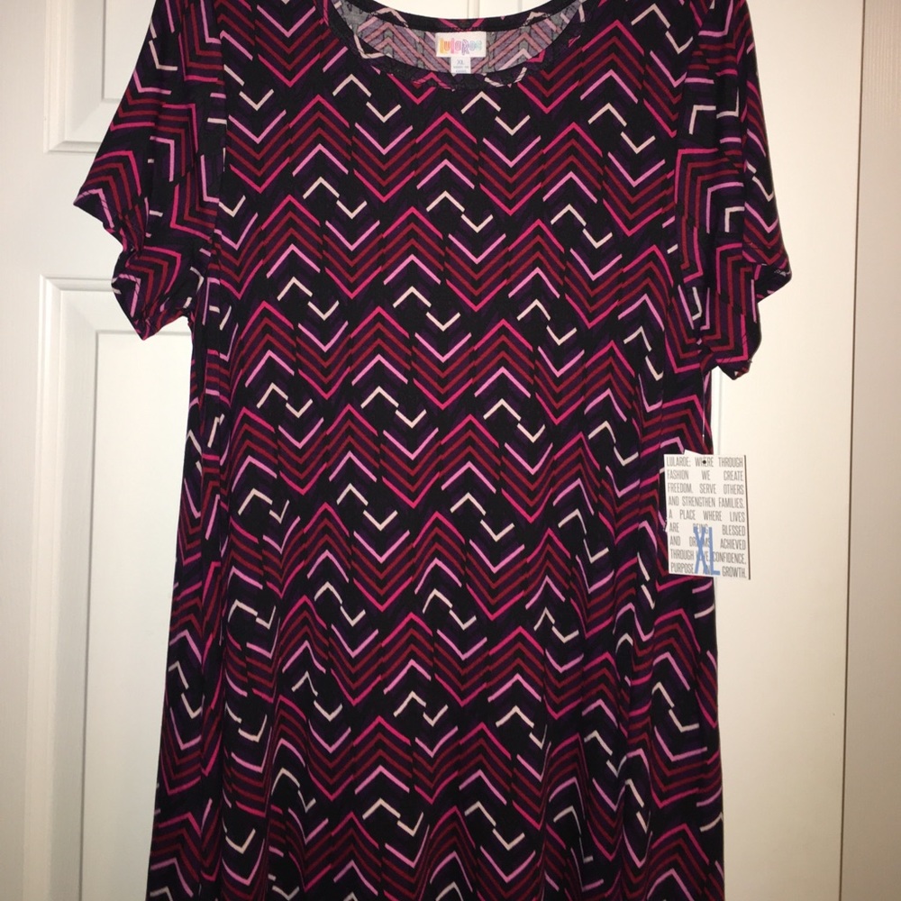 Lula Roe Carly- new with tags!