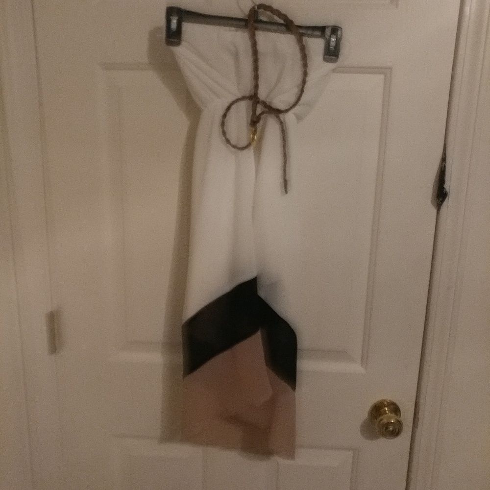 Strapless Cokorblock dress