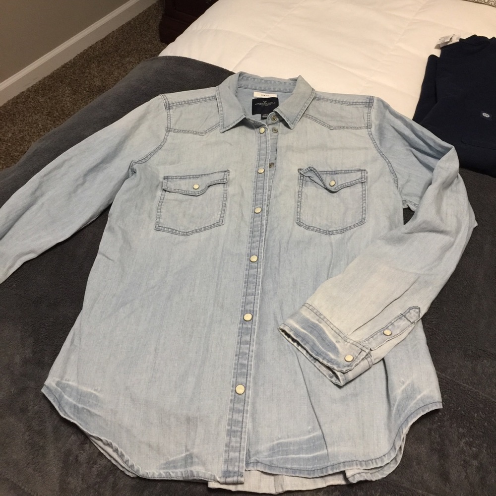 American eagle denim button up