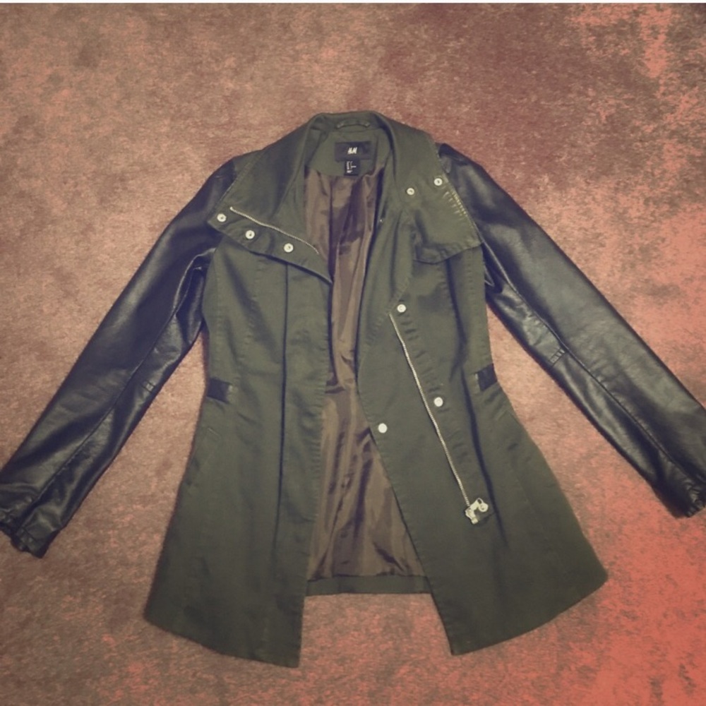 Olive green with leather sleeves fall coat