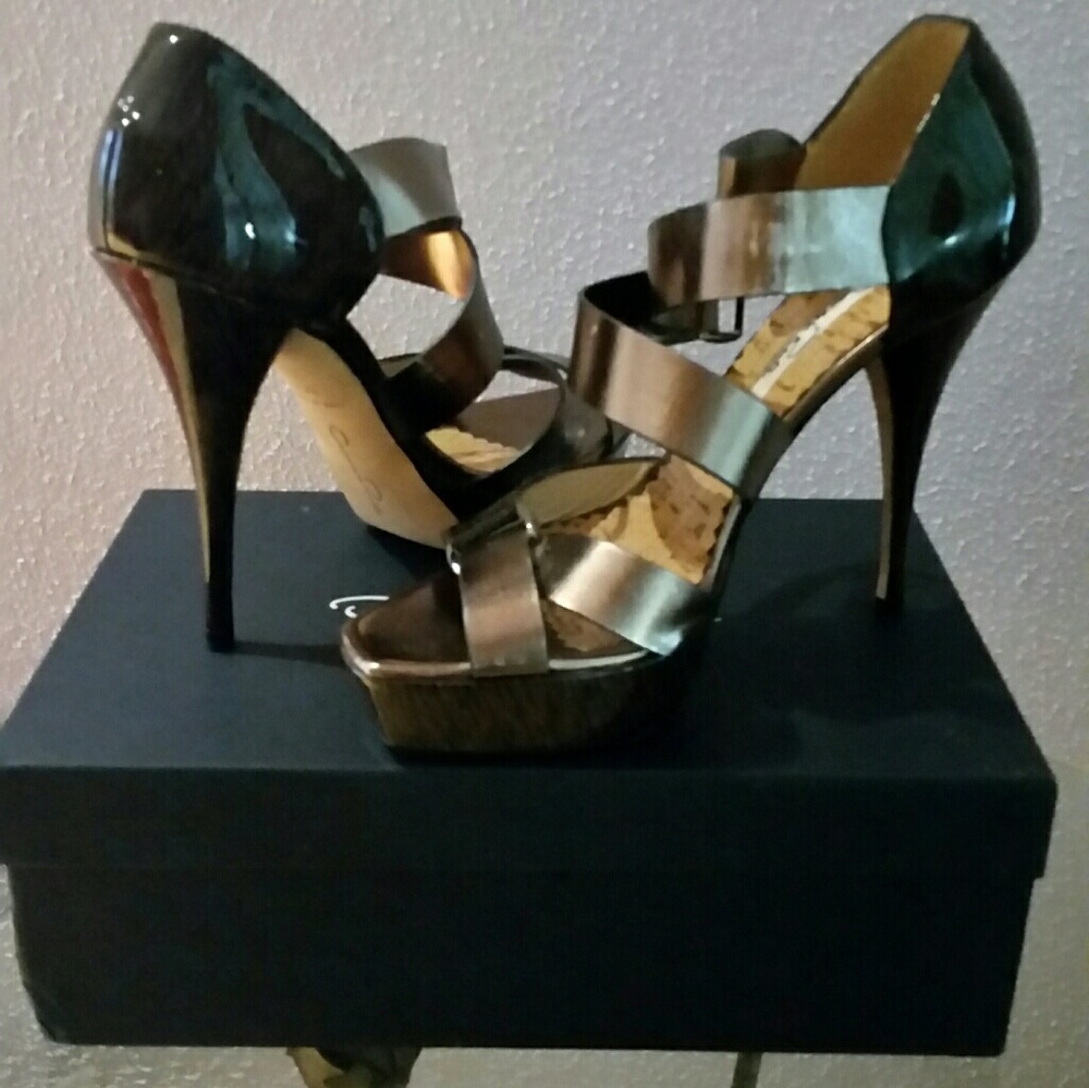 Oscar de la renta high heels