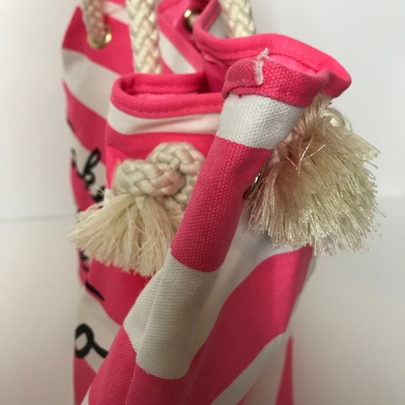 Victoria's Secret Beach Tote - Picture 4 of 8