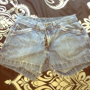 SOLD🖤Lucky Brand Size 6/28 Denim Shorts