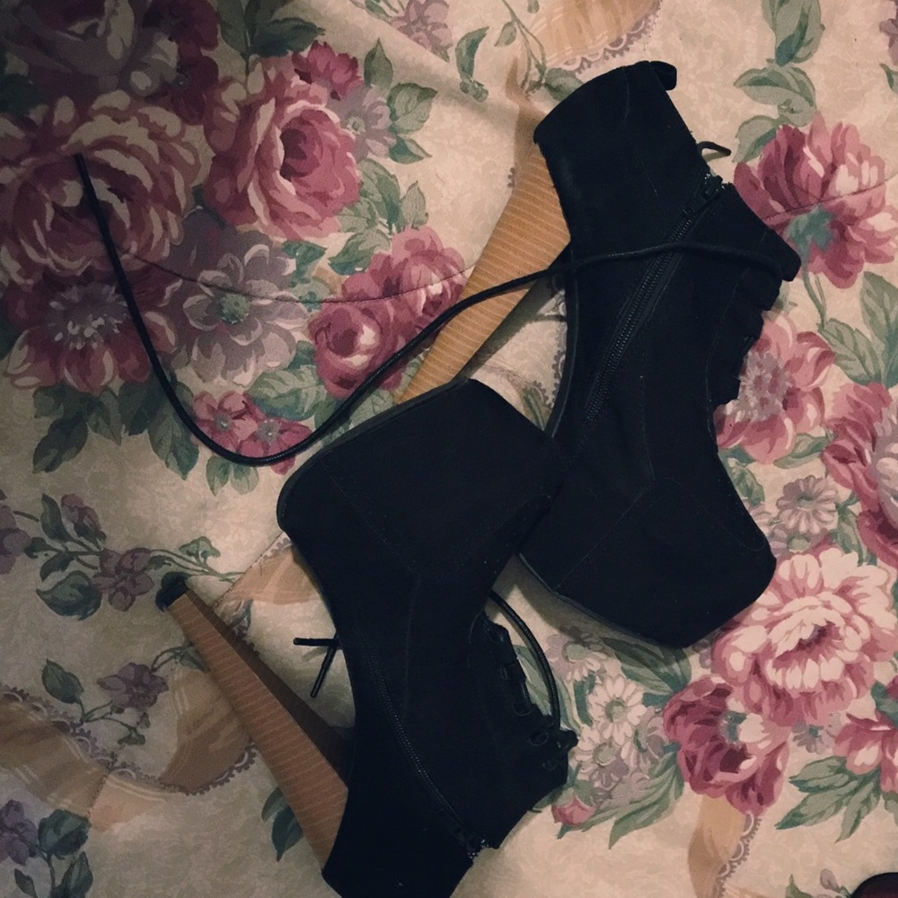 Black bootie platforms with wooden heel