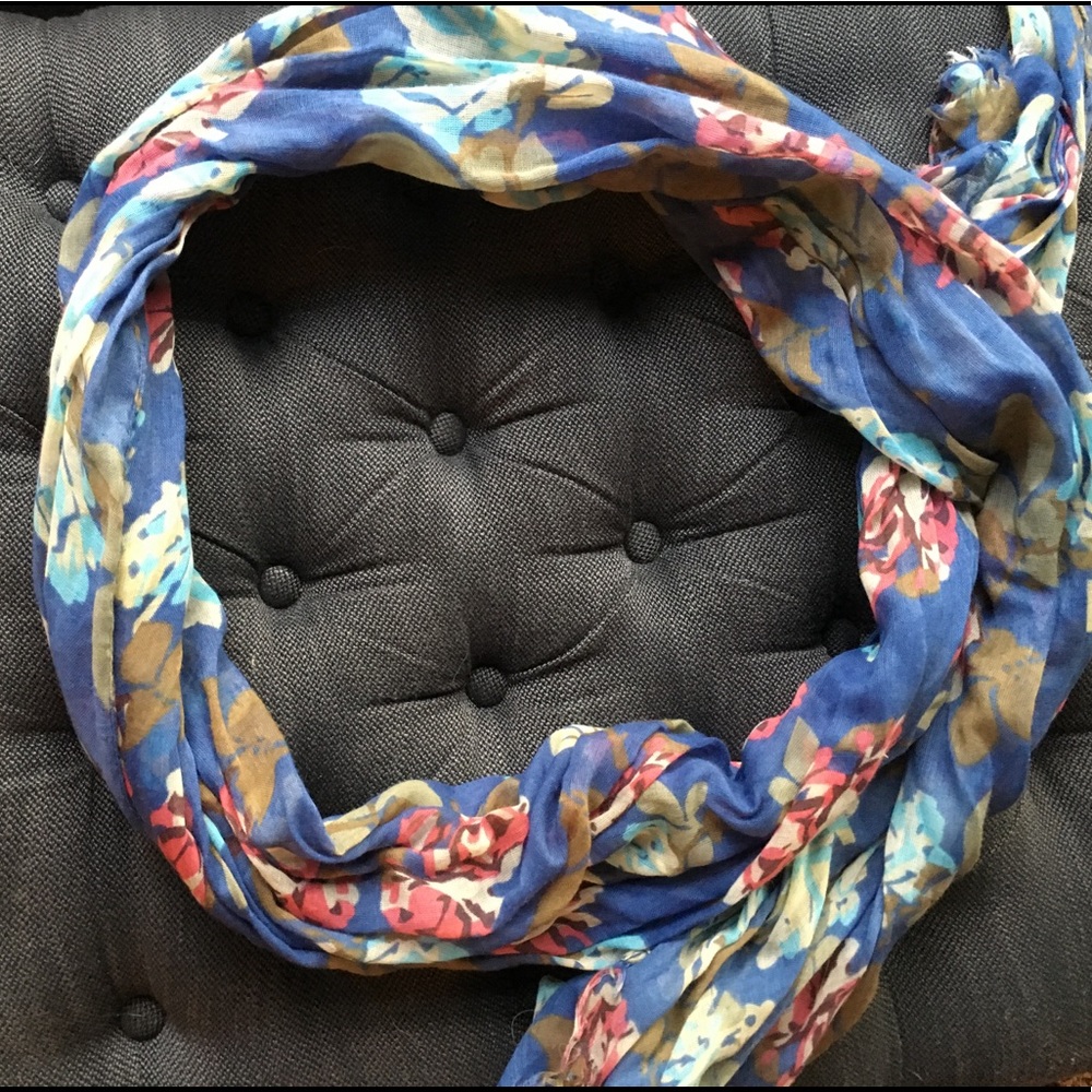 Old Navy Women's Fashion Scarf