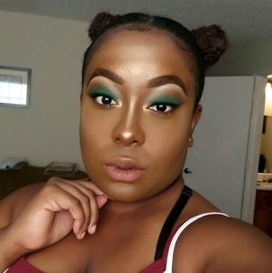 Meet your Posher, Jamiee