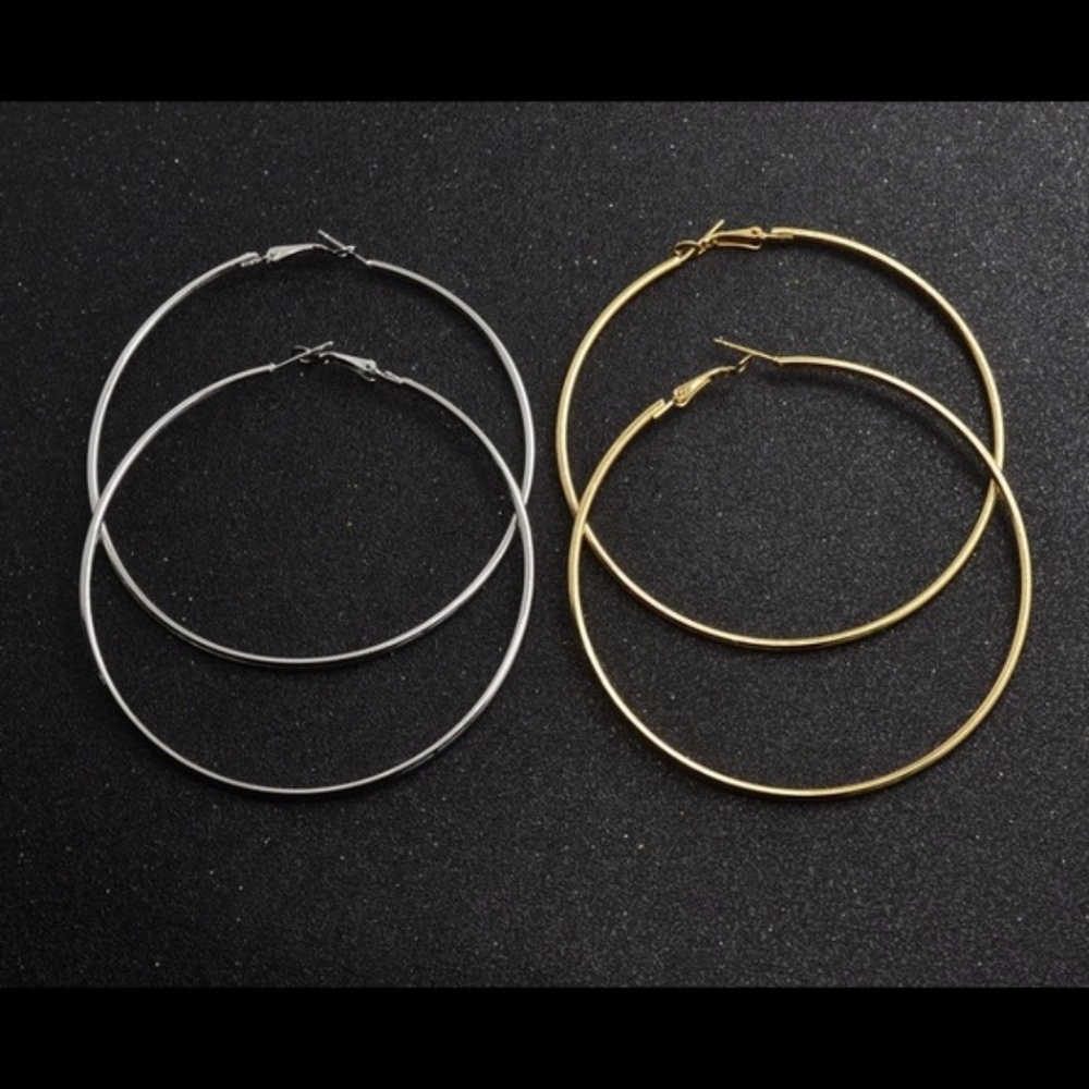 5 for $25 Lightweight Large Hoop Earrings 3' - Picture 3 of 4