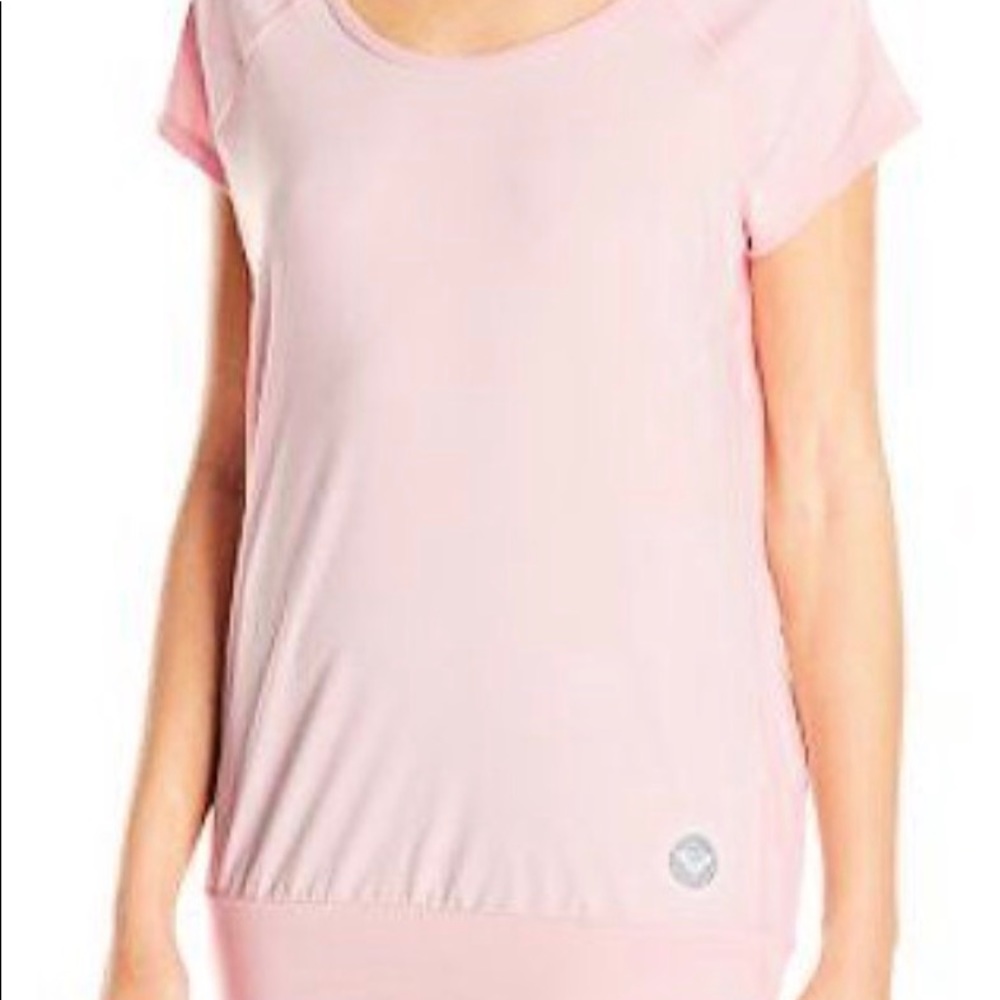 Roxy Clarity tee - pink. size small. NWT