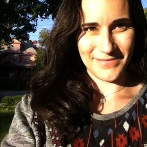 Meet your Posher, Lucy